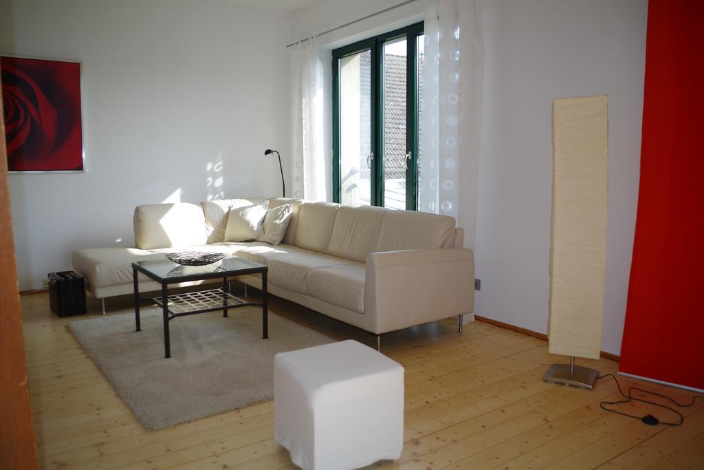 Haus am See in Kleinzerlang Zimmer foto