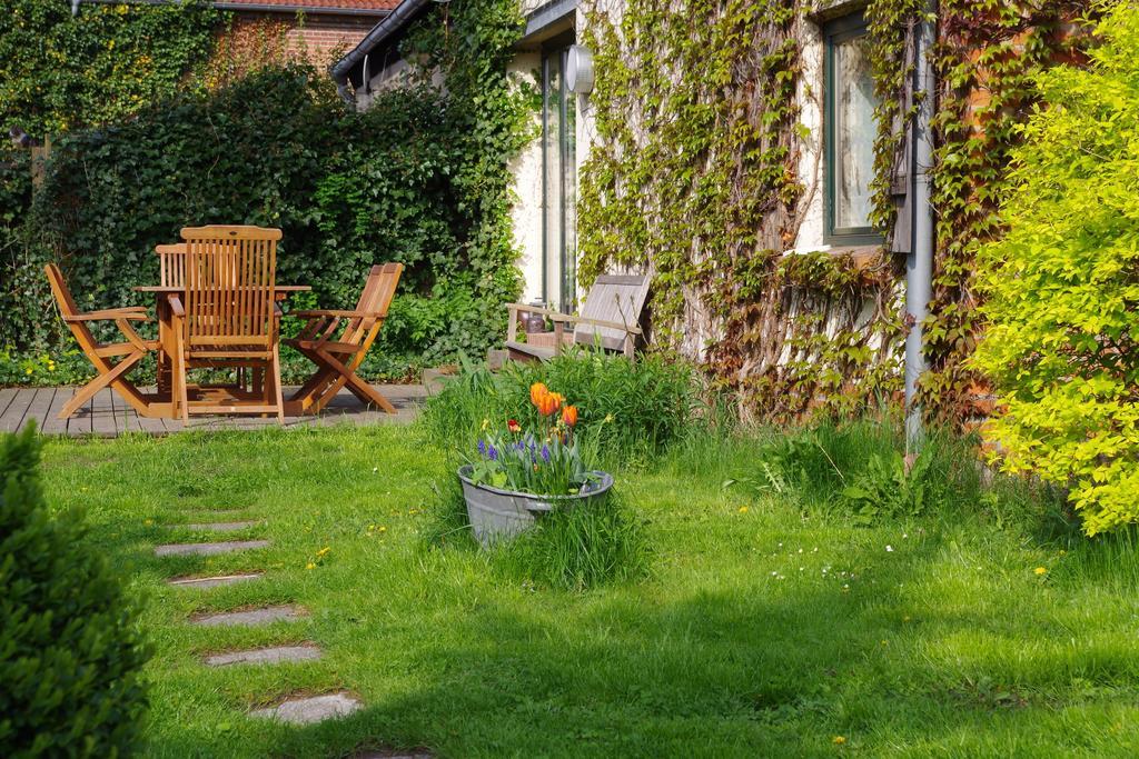 Haus am See in Kleinzerlang Zimmer foto