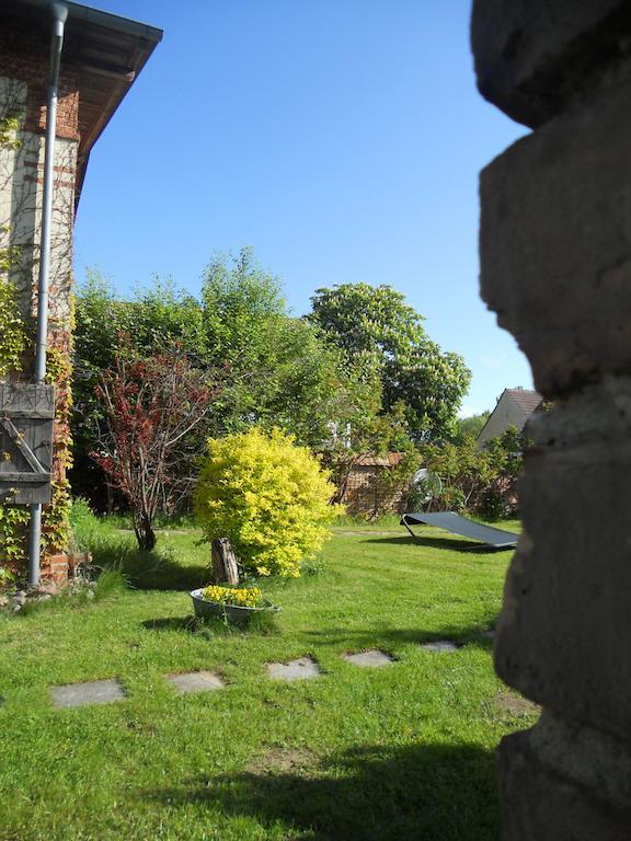 Haus am See in Kleinzerlang Zimmer foto